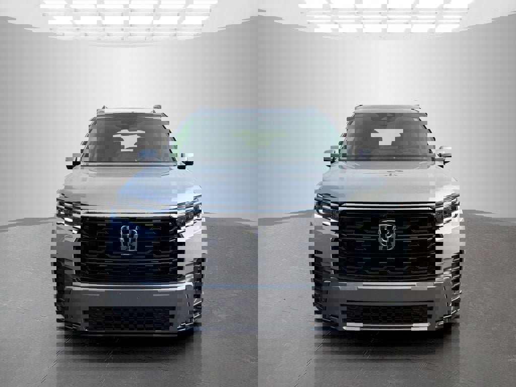 New 2026 Honda Pilot Touring image 2