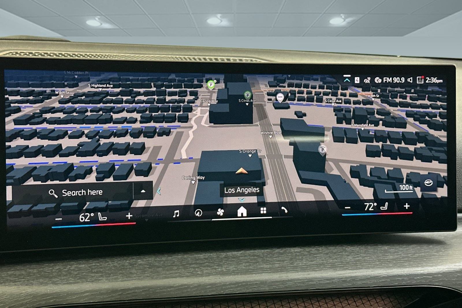 Used 2025 BMW 230i Coupe w/ Convenience Package image 22