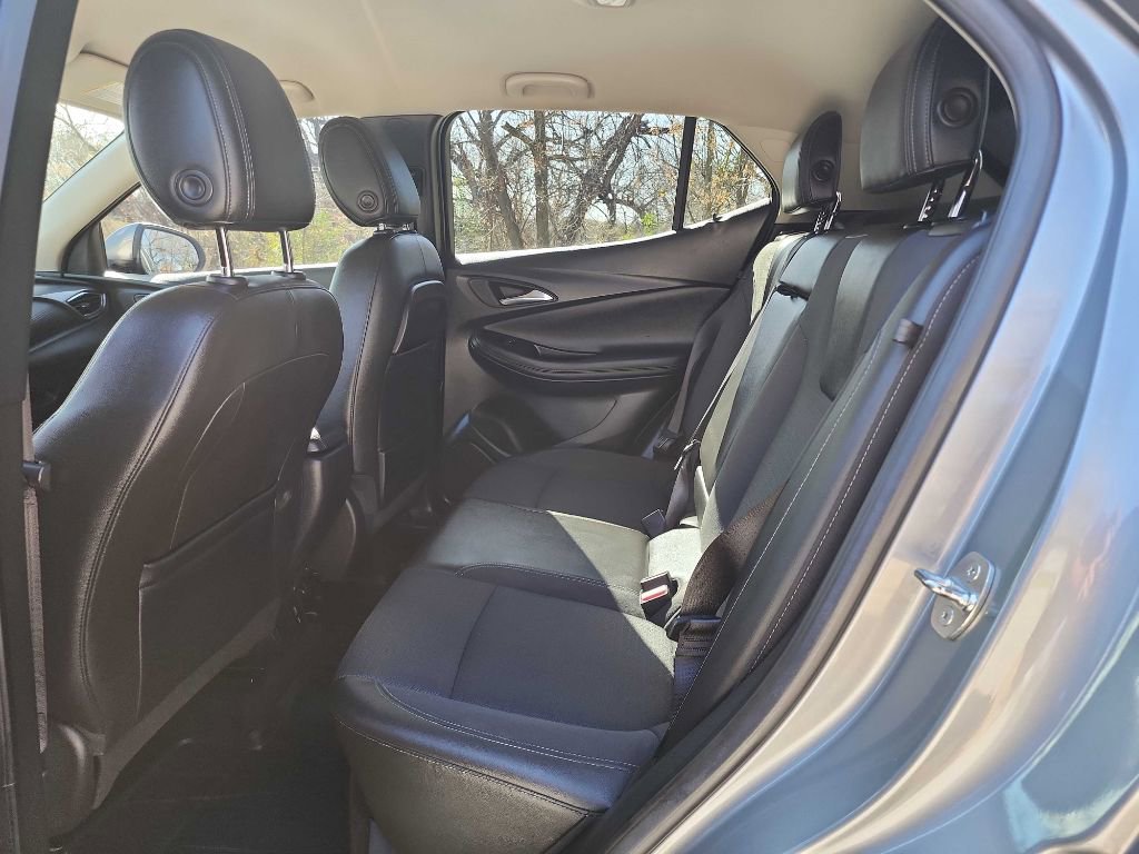 Used 2023 Buick Encore GX Select image 27