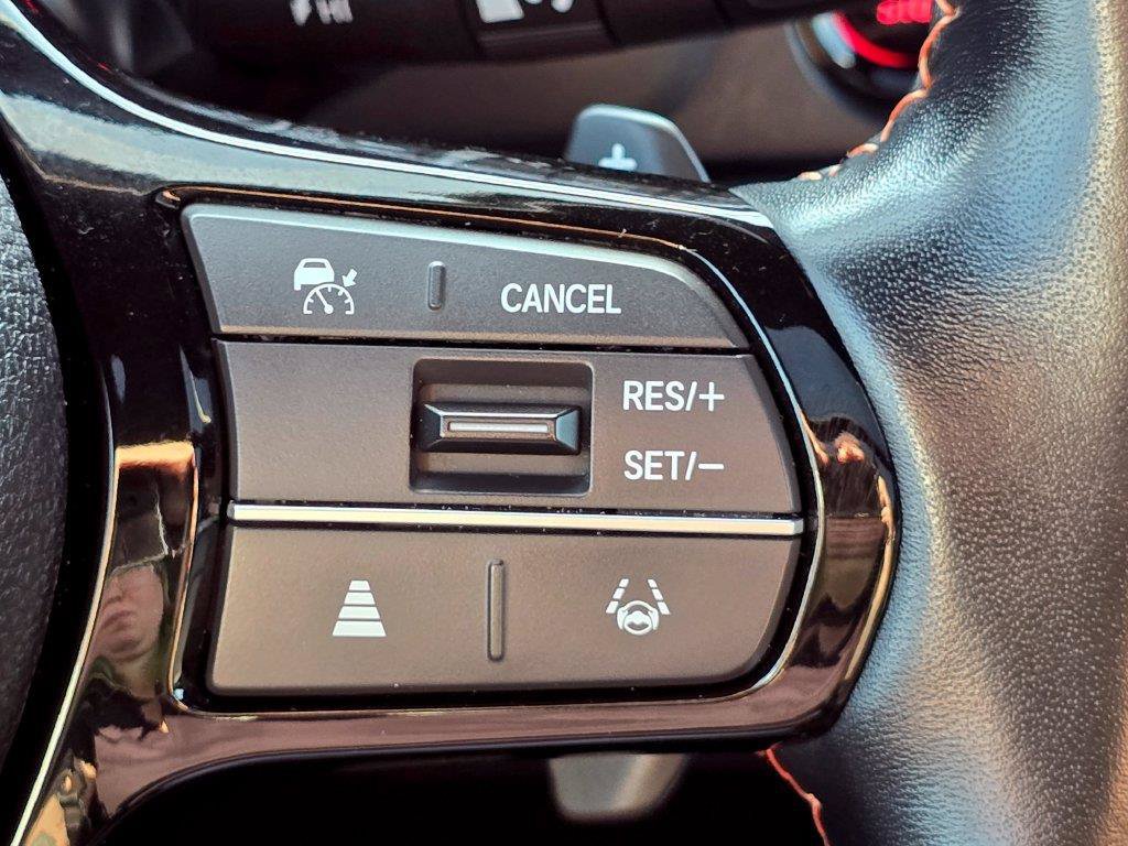 Certified 2025 Honda Pilot TrailSport image 32