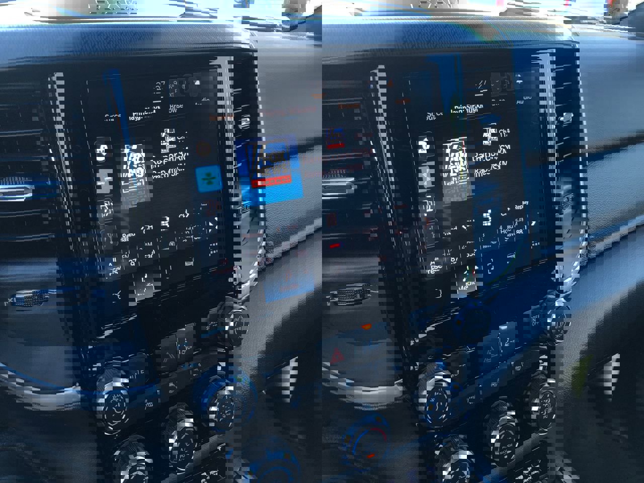 New 2026 RAM 1500 4x4 Crew Cab image 27