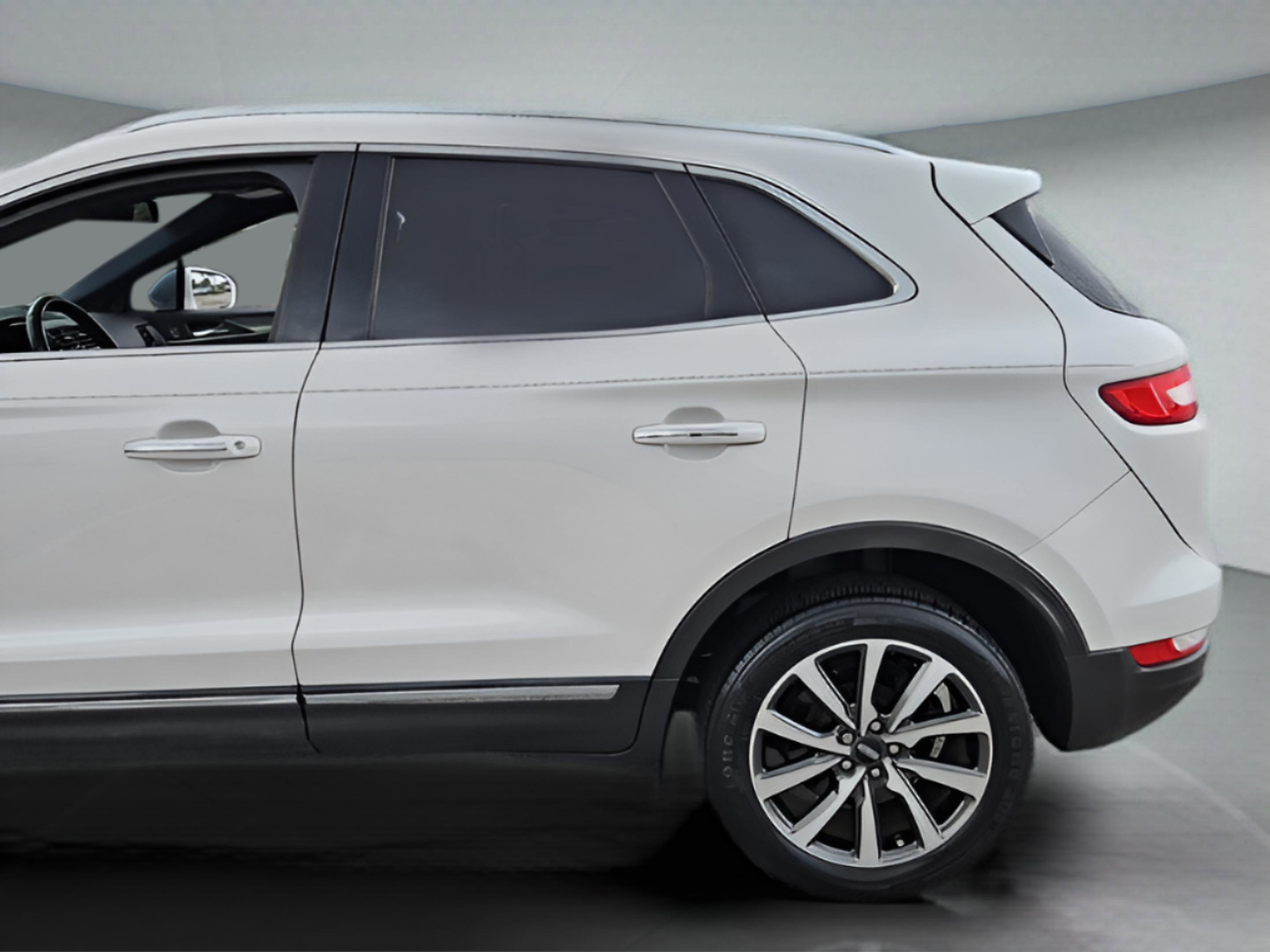 Used 2019 Lincoln MKC Reserve w/ MKC Technology Package image 32