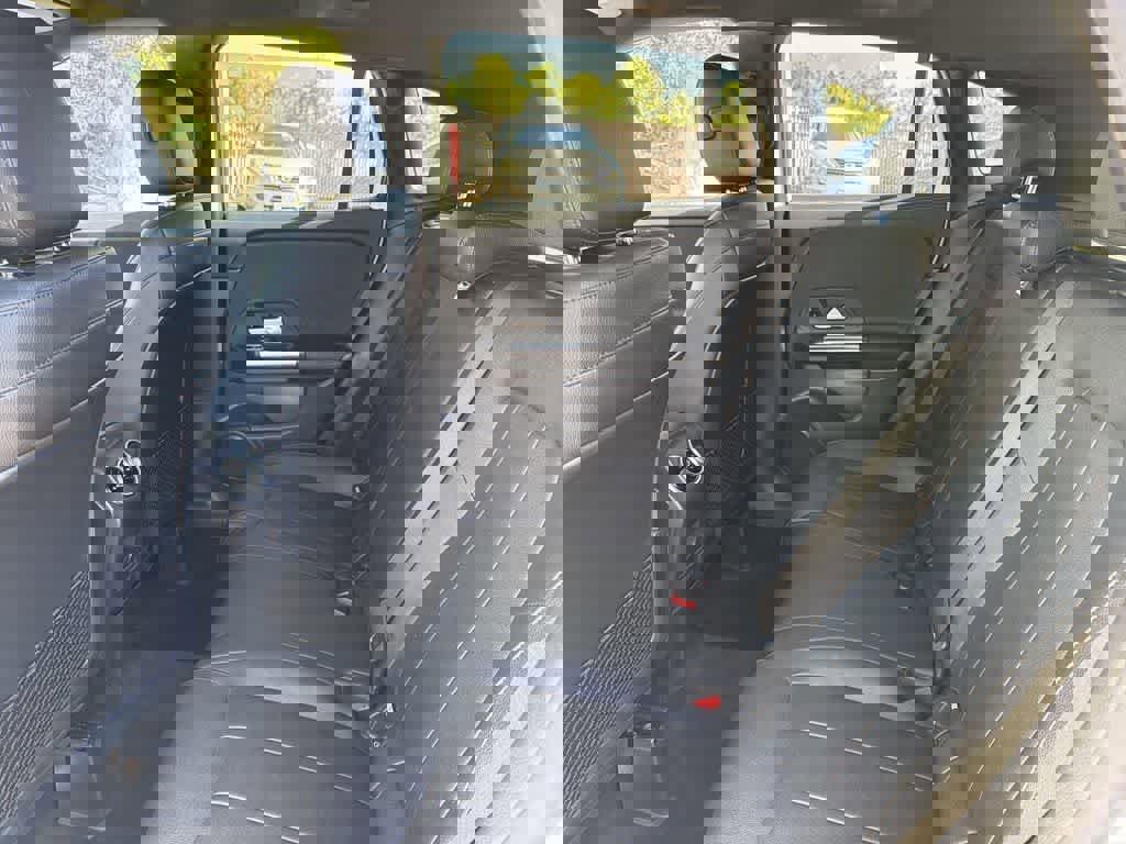 Used 2021 Mercedes-Benz GLA 250 image 28