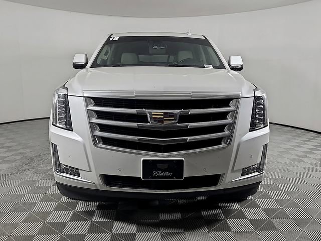 Used 2018 Cadillac Escalade ESV Premium Luxury AWD/4WD image 2