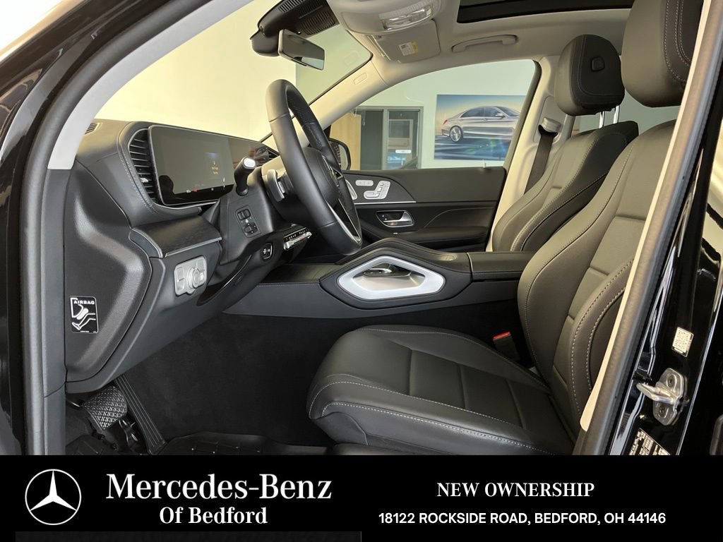 Used 2026 Mercedes-Benz GLS 450 4MATIC image 9
