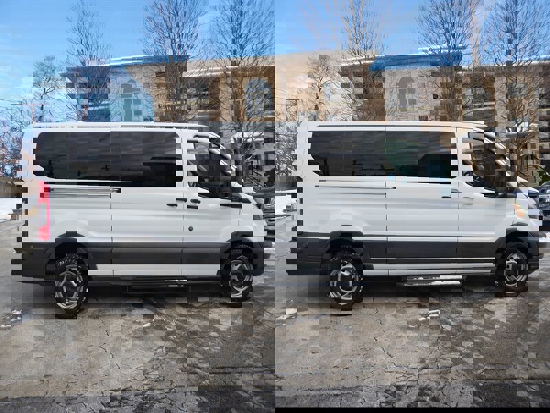 Used 2015 Ford Transit 350 XL image 8