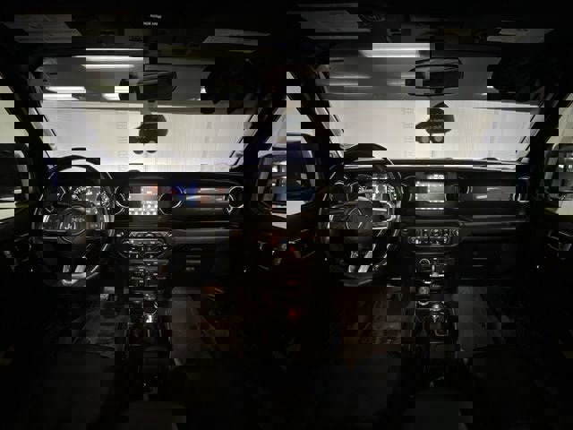 Used 2021 Jeep Wrangler Unlimited Sahara image 19