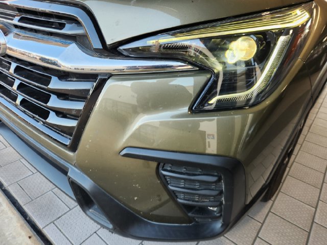 Used 2023 Subaru Ascent Limited AWD/4WD image 7