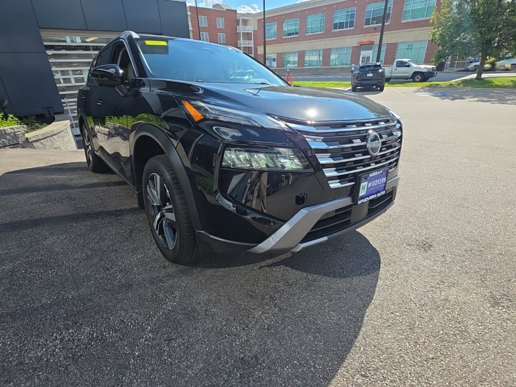 Certified 2025 Nissan Rogue SL AWD/4WD image 7