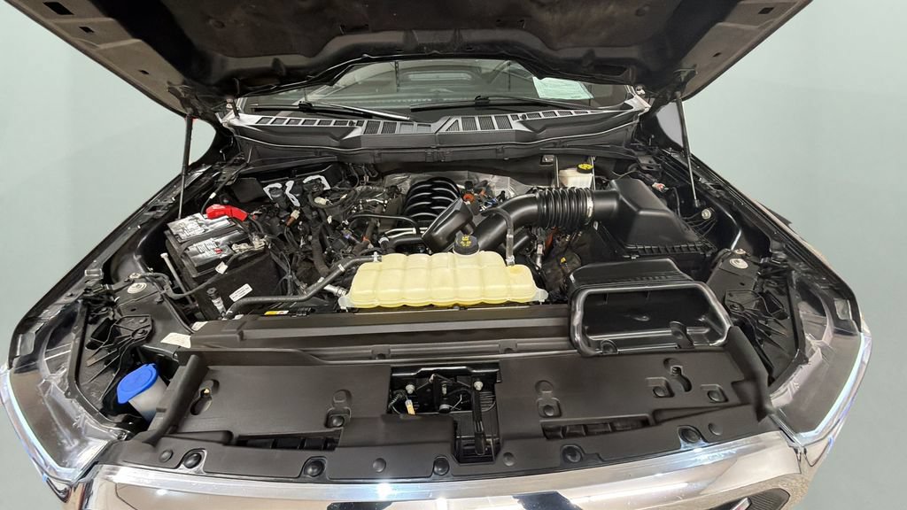 Used 2024 Ford F150 Lariat AWD/4WD image 21