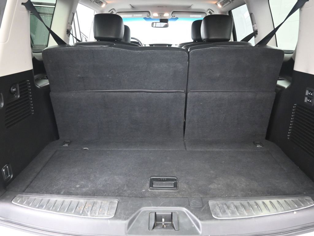 Used 2016 INFINITI QX80 4WD w/ Driver's Assistance Package image 25