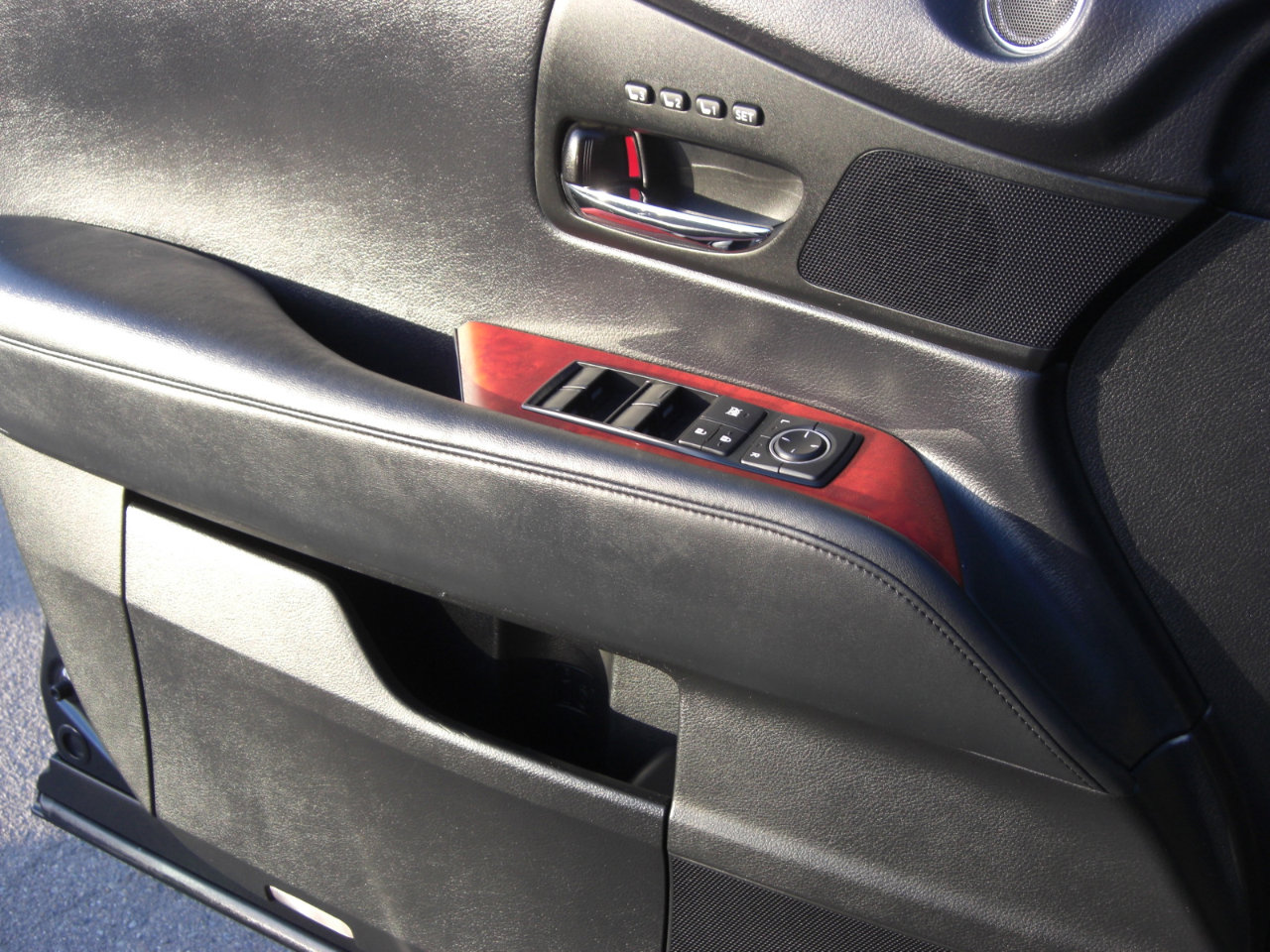 Used 2010 Lexus RX 450h AWD image 21