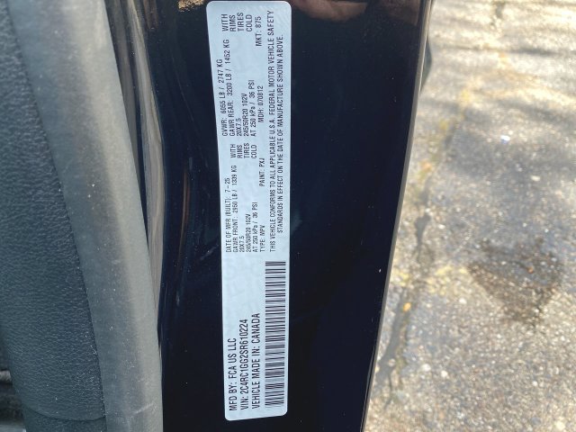 Used 2025 Chrysler Pacifica Limited FWD image 33