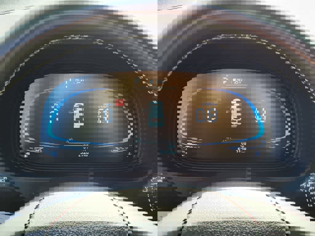 Used 2023 Hyundai Venue SEL FWD image 21