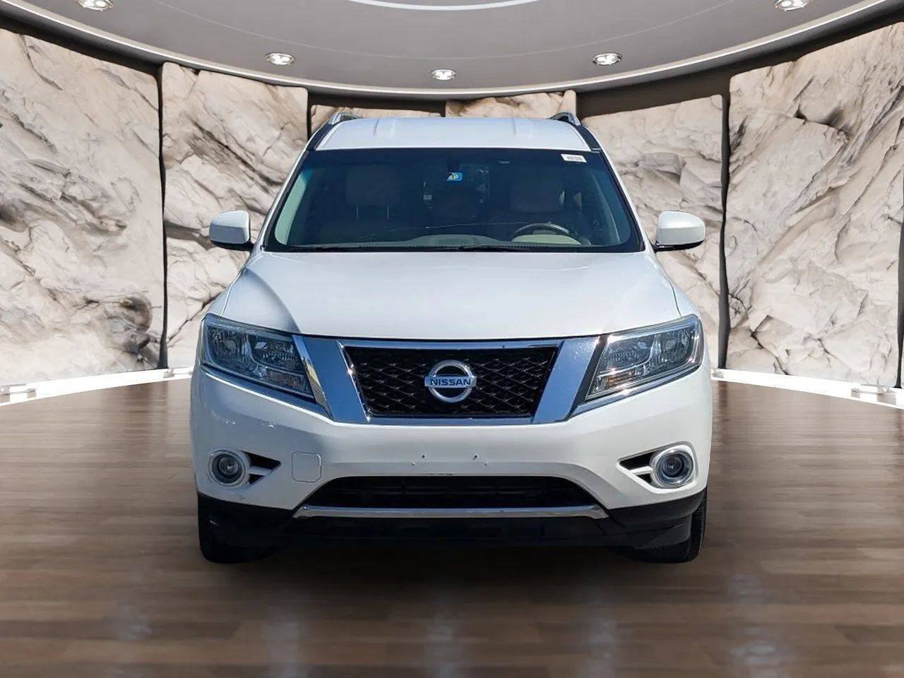 Used 2013 Nissan Pathfinder SL FWD image 4