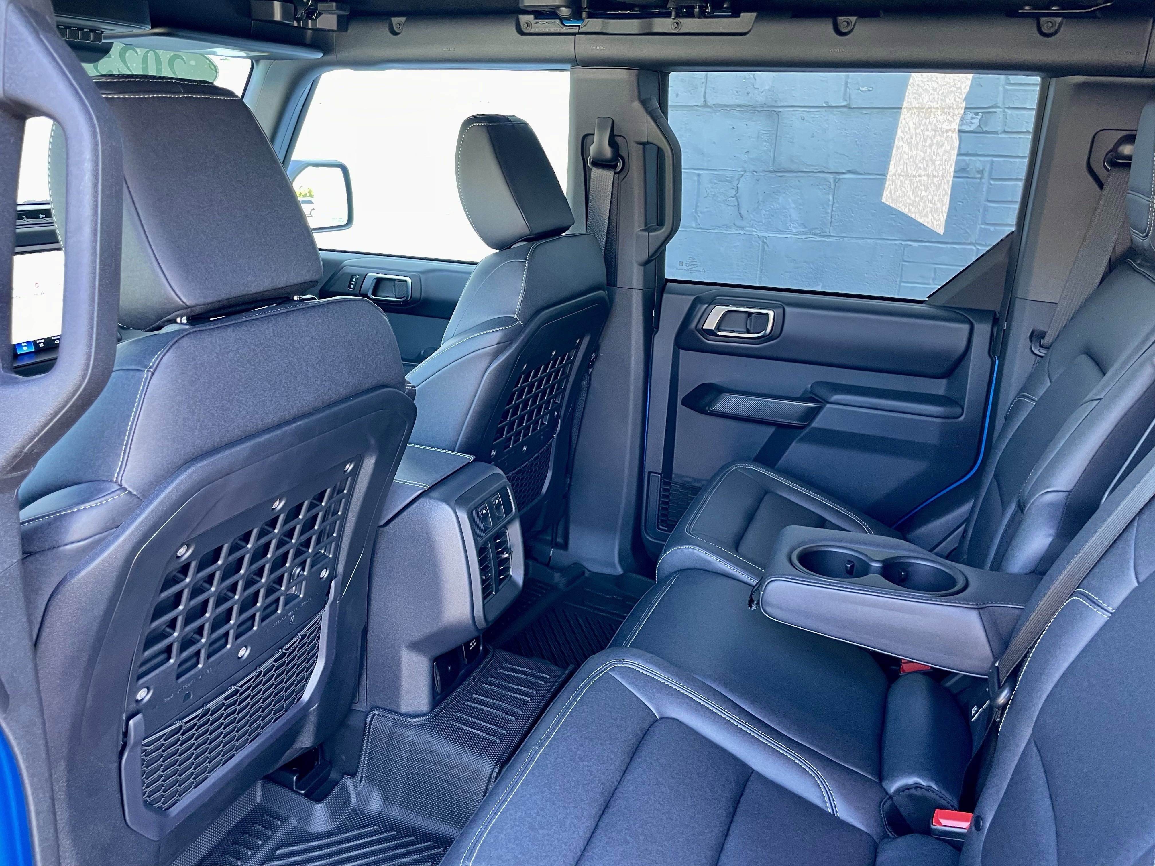 Used 2025 Ford Bronco Badlands image 29