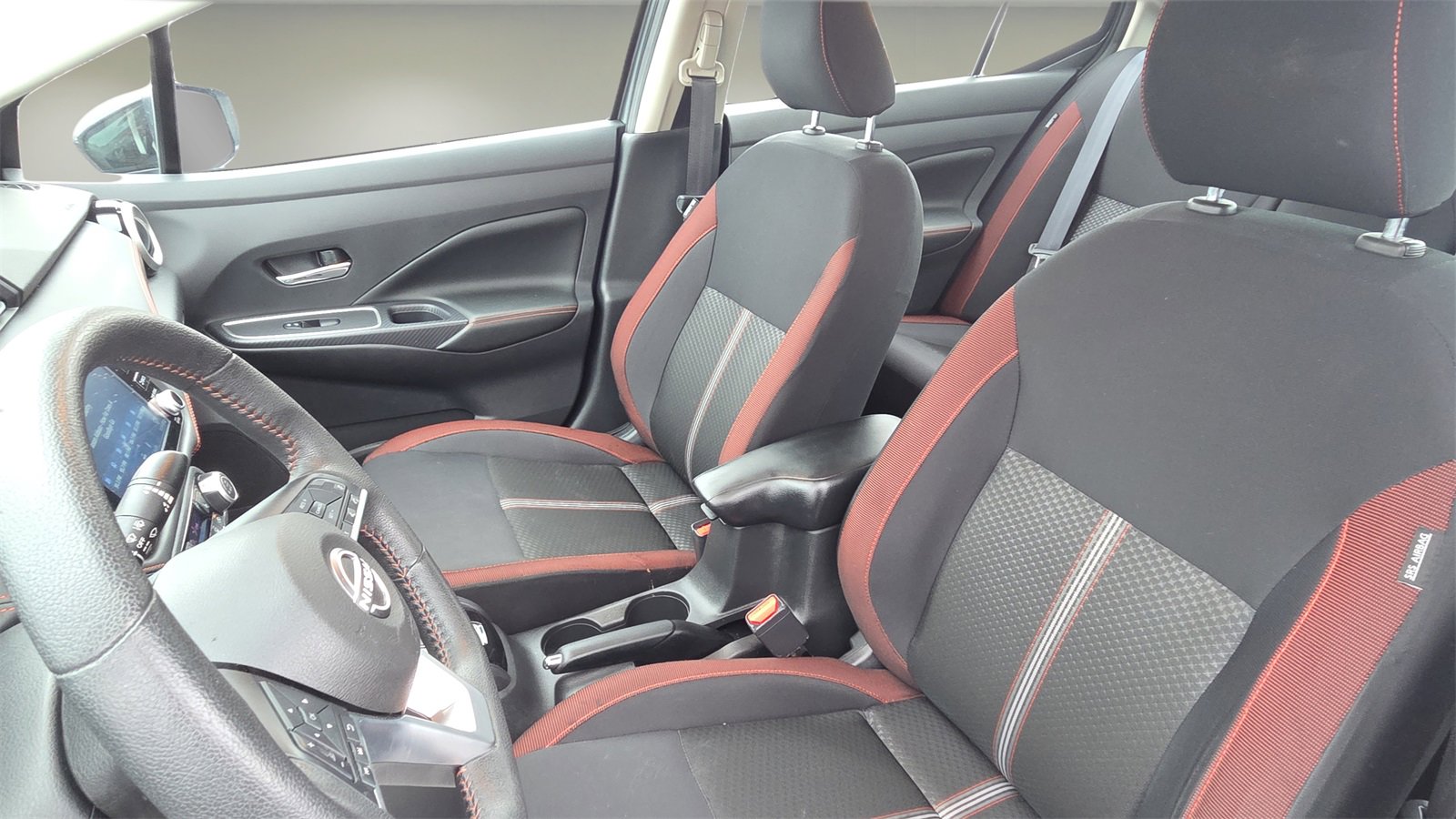 Used 2023 Nissan Versa SR w/ Trunk Package image 24