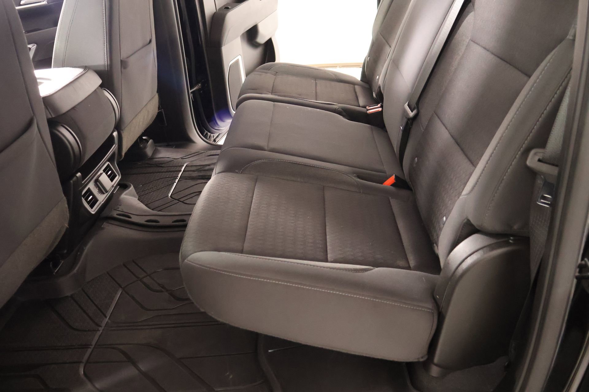 Used 2023 Chevrolet Silverado 1500 LT image 12