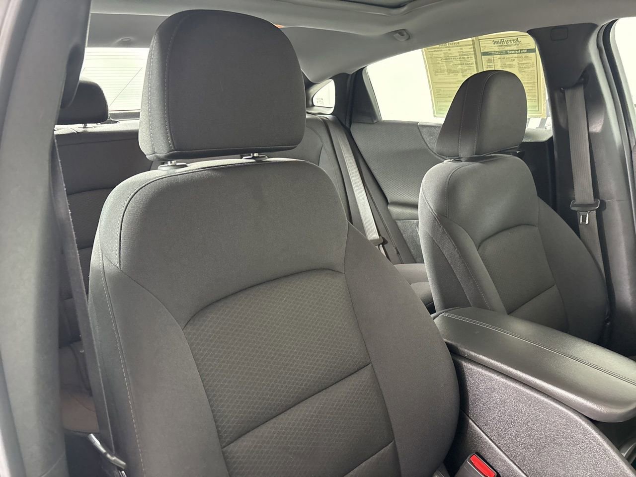 Used 2024 Chevrolet Malibu LT image 28