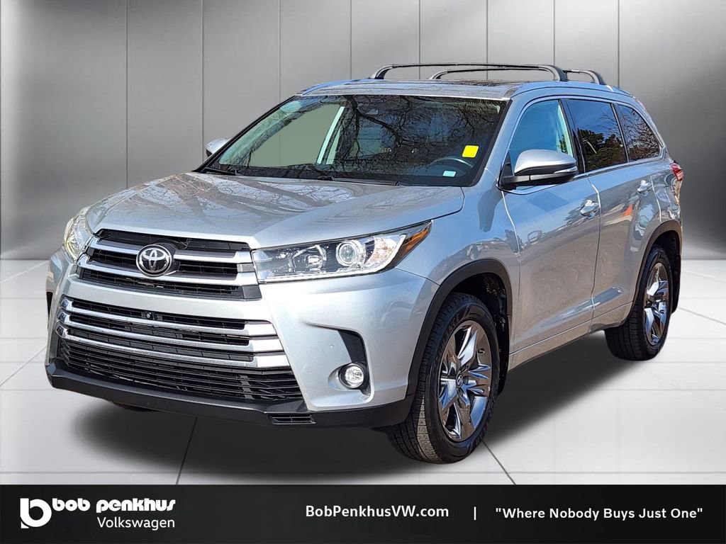 Used 2019 Toyota Highlander Limited Platinum image 22