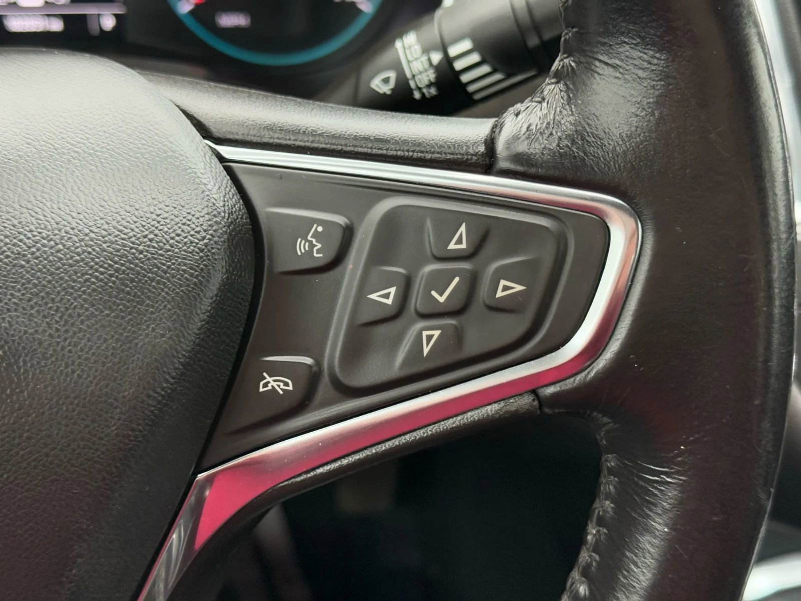 Used 2021 Chevrolet Malibu LT w/ Midnight Edition image 21