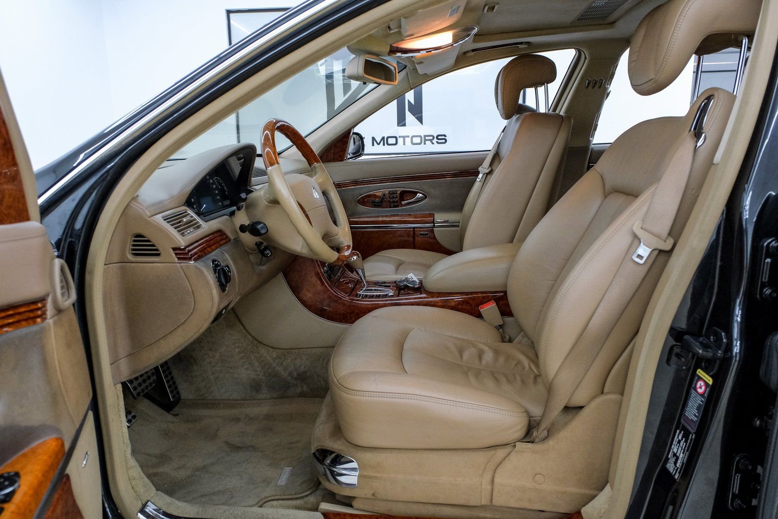 Used 2005 Maybach 57 image 30