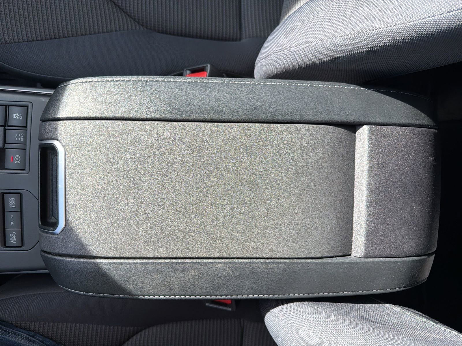 Used 2024 Toyota Highlander LE image 72