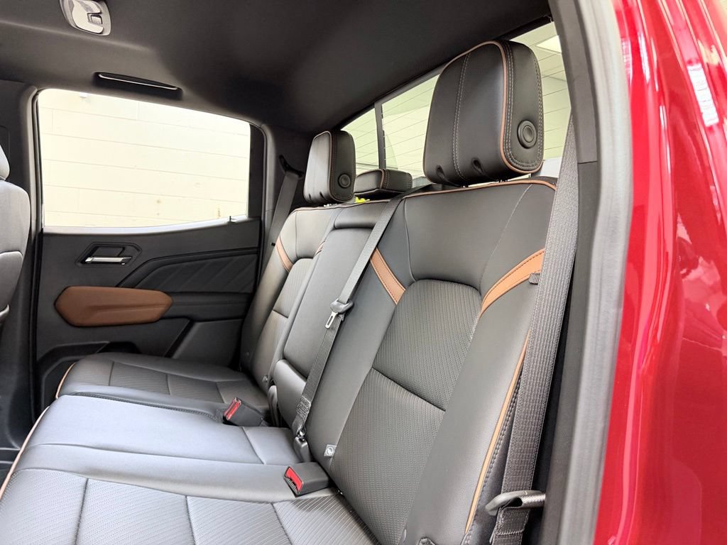 New 2026 GMC Canyon AT4 w/ Technology Plus Package AWD/4WD image 21