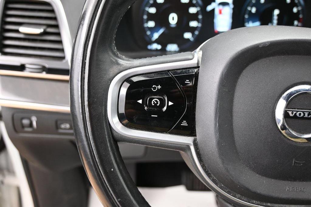 Used 2018 Volvo XC90 T6 Momentum w/ Convenience Package AWD/4WD image 18