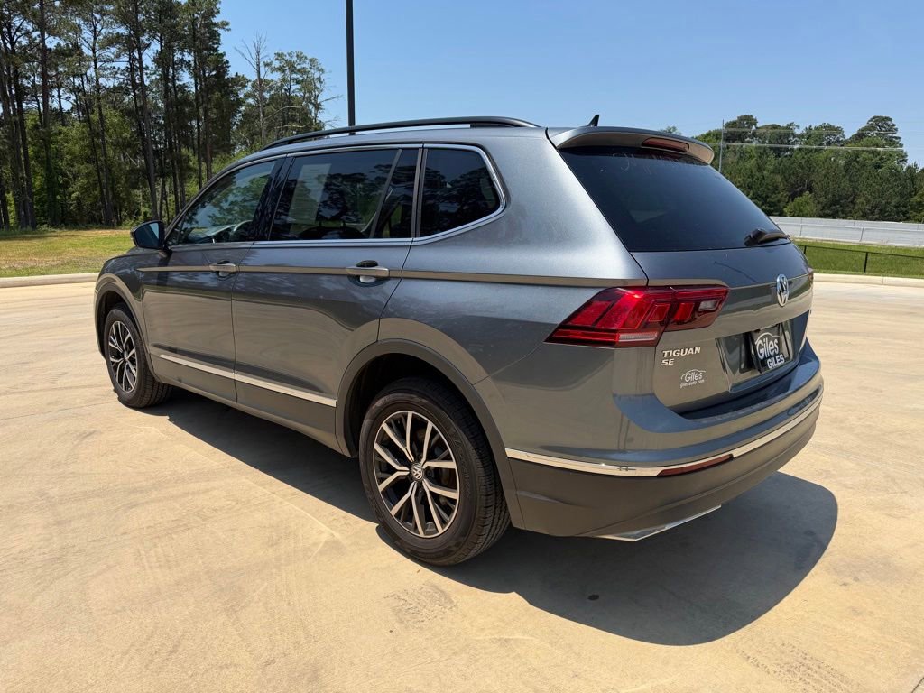 Used 2021 Volkswagen Tiguan SE AWD/4WD image 3