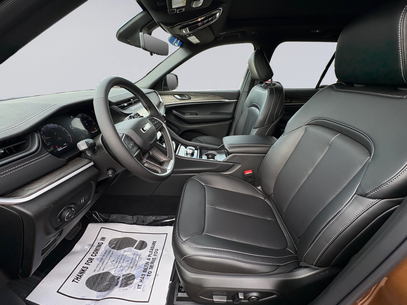 New 2027 Jeep Grand Cherokee Limited AWD/4WD image 9