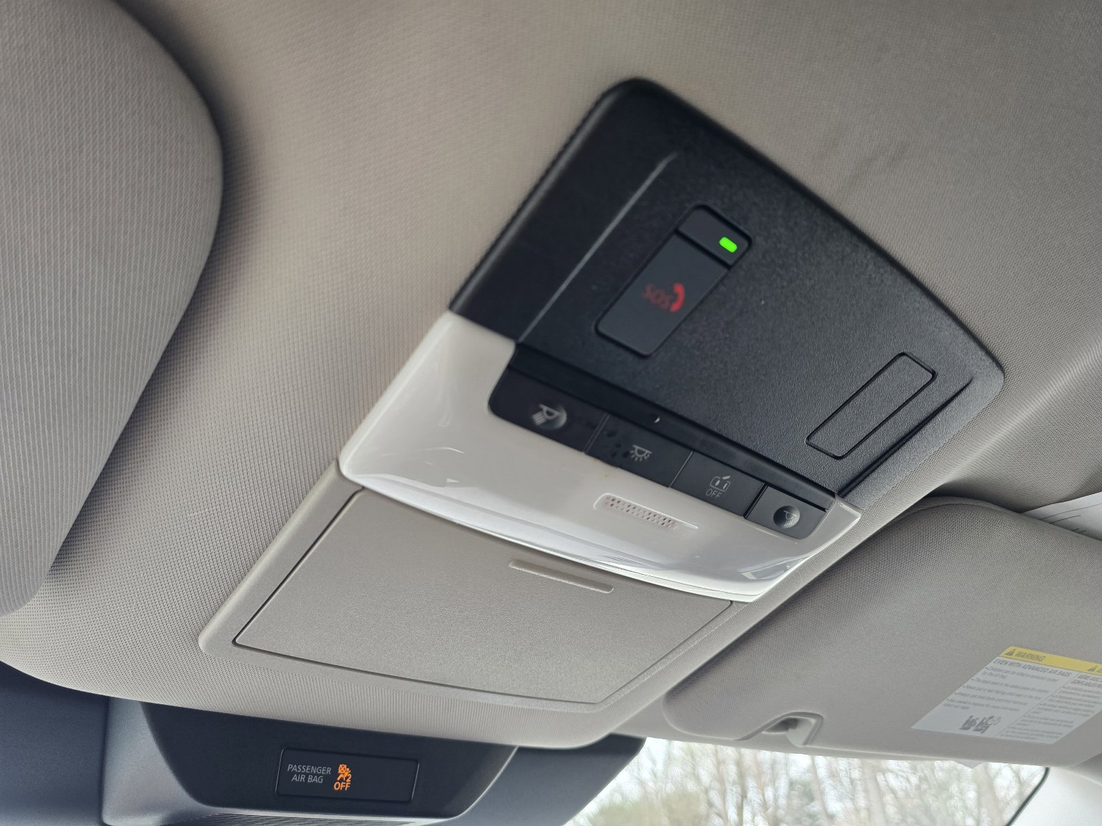 Used 2025 Nissan Pathfinder SV image 23