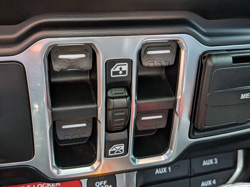 Used 2020 Jeep Gladiator Mojave image 24