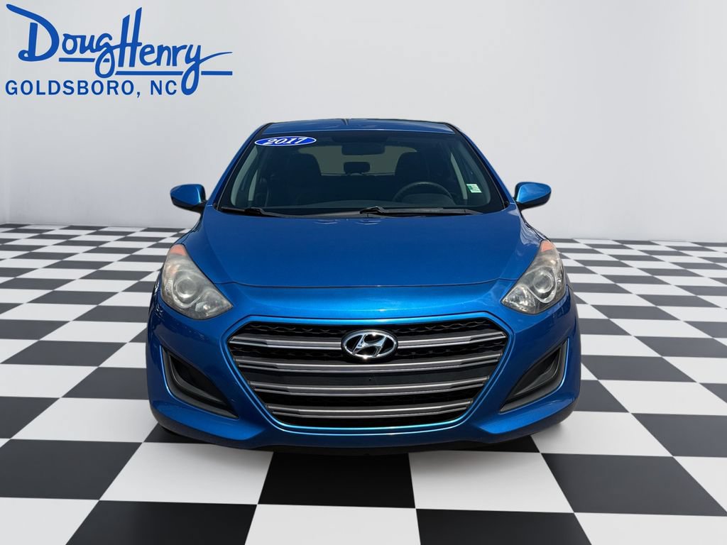Used 2017 Hyundai Elantra GT FWD image 8