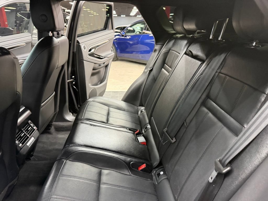 Used 2021 Land Rover Range Rover Evoque SE AWD/4WD image 38