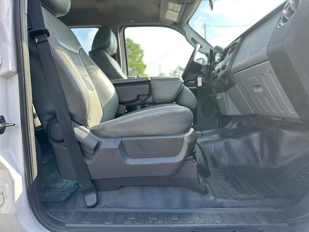 Used 2013 Ford F350 XL w/ PWR Equipment Group AWD/4WD image 16