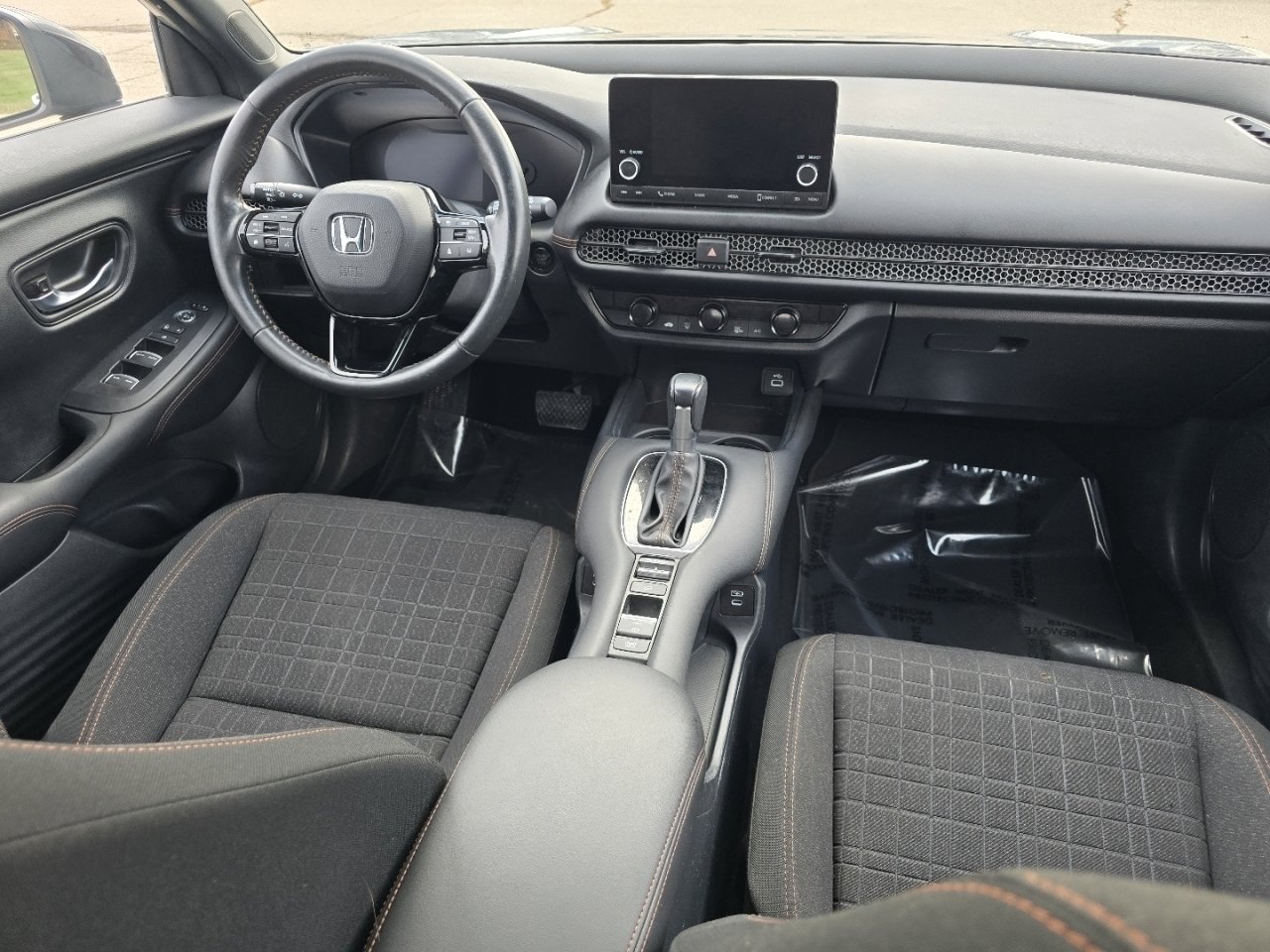 Certified 2025 Honda HR-V Sport image 22