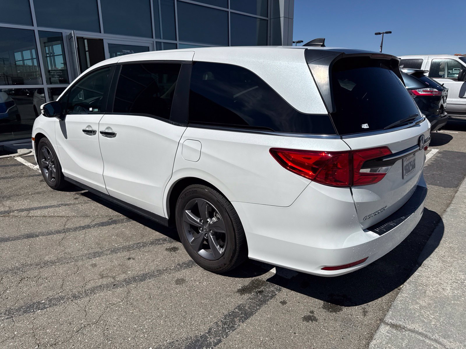 Used 2021 Honda Odyssey EX image 3