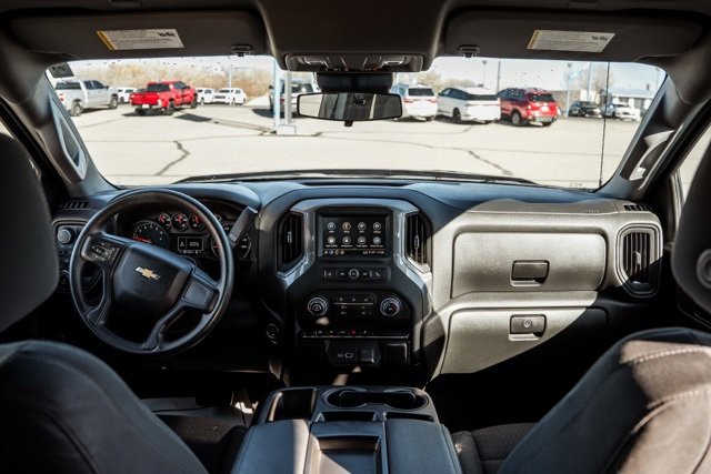 Used 2022 Chevrolet Silverado 1500 Custom image 16