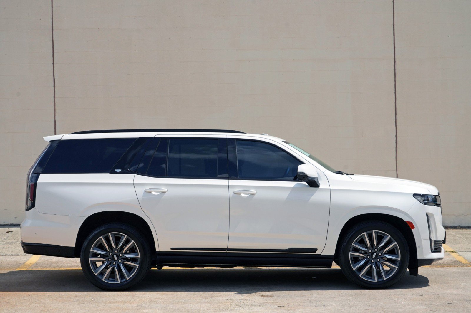 Used 2022 Cadillac Escalade Sport Platinum AWD/4WD image 61