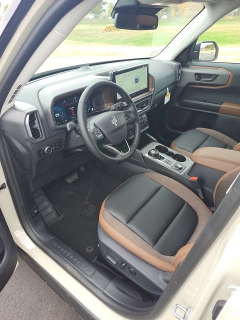 New 2025 Ford Bronco Sport Outer Banks w/ Outer Banks Tech Package+ AWD/4WD image 33