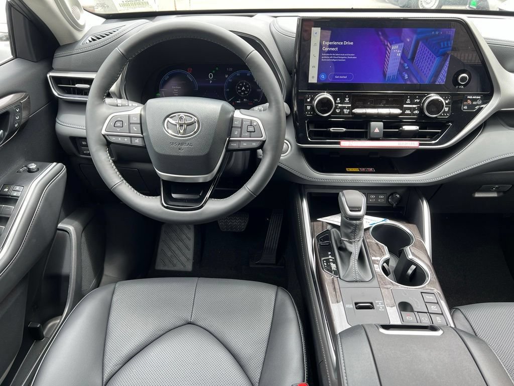 New 2026 Toyota Highlander Platinum AWD/4WD image 29
