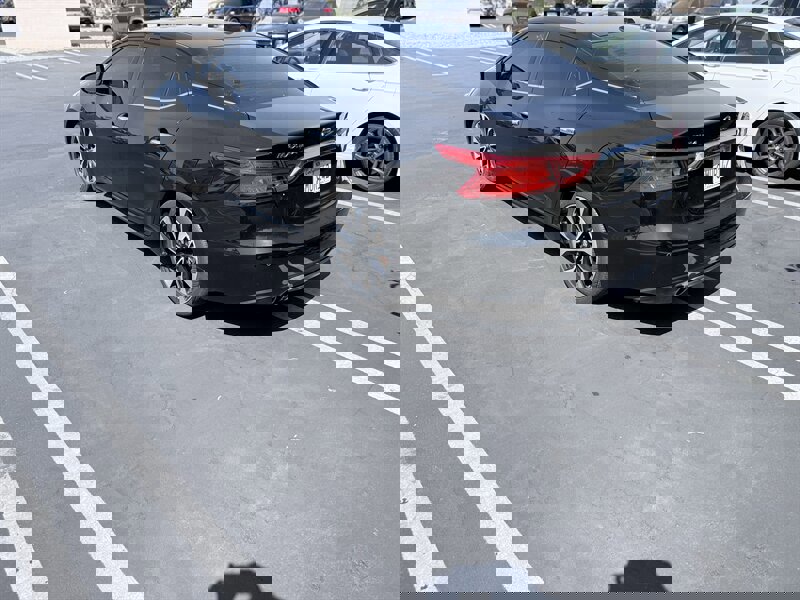 Used 2018 Nissan Maxima SR image 11