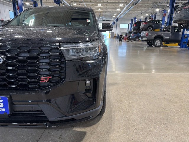 New 2026 Ford Explorer ST w/ Sun And Sound Package image 10