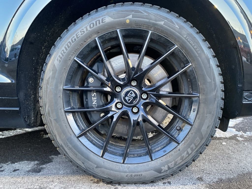 Certified 2023 Genesis GV70 3.5T Sport w/ Sport Prestige Package image 24