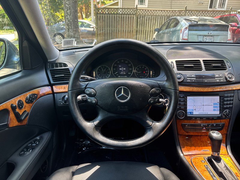 Used 2008 Mercedes-Benz E 350 4MATIC Wagon image 17