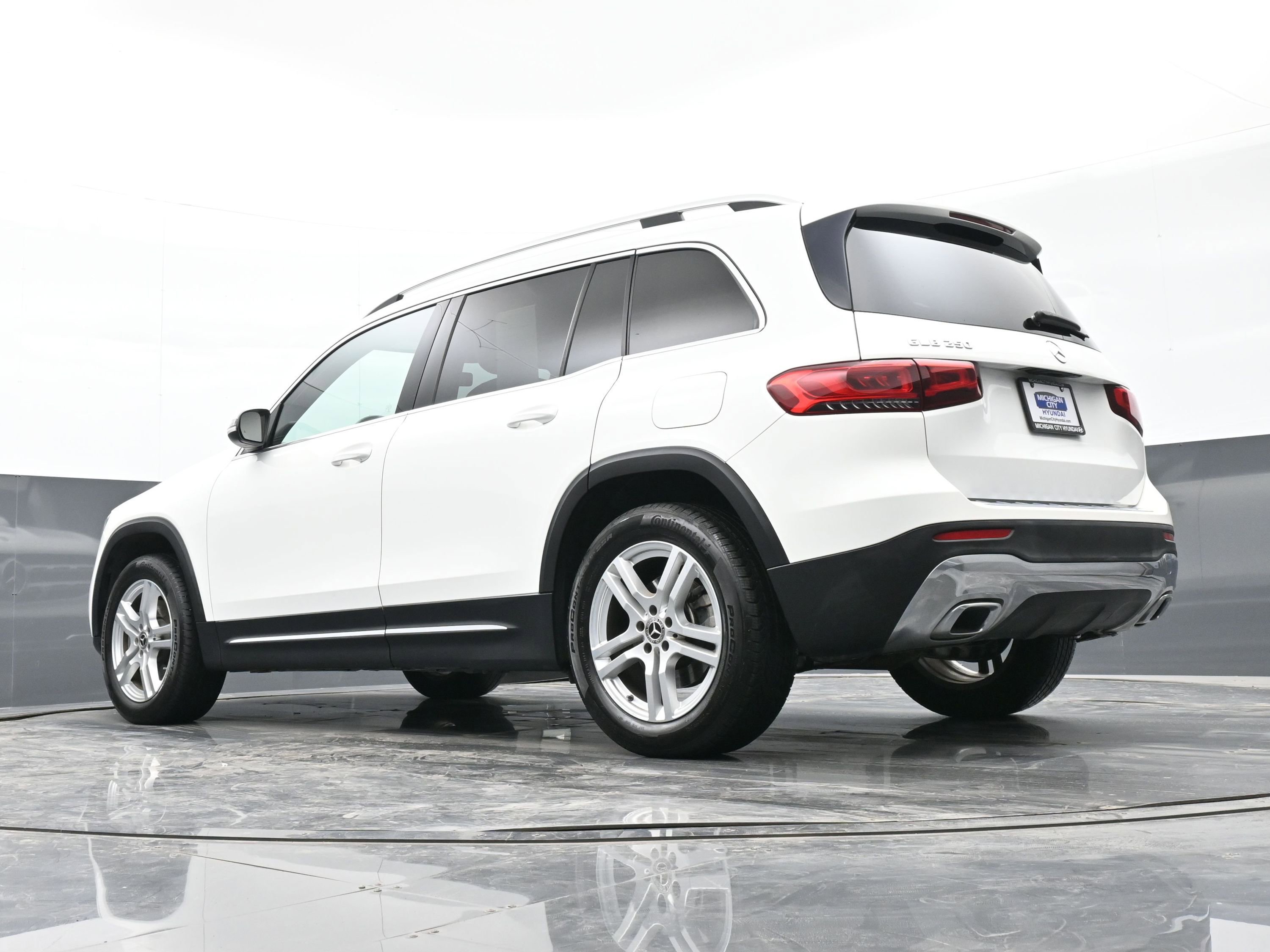 Used 2020 Mercedes-Benz GLB 250 image 39