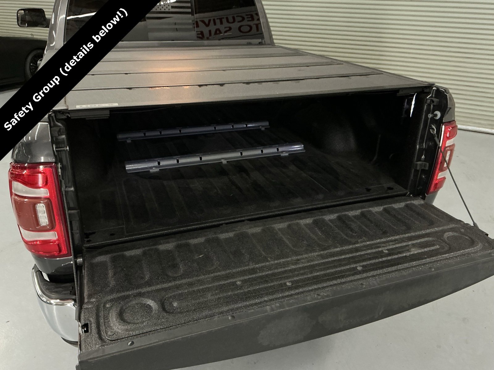 Used 2019 RAM 2500 Tradesman w/ Safety Group image 15