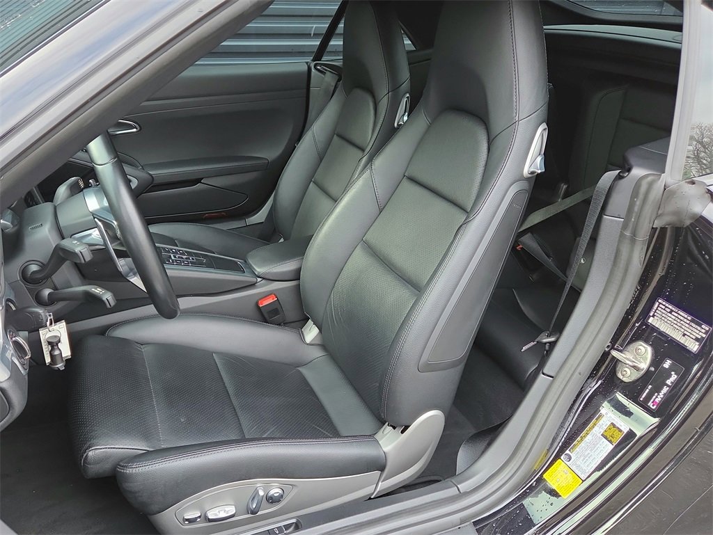 Used 2017 Porsche 911 Carrera S image 5