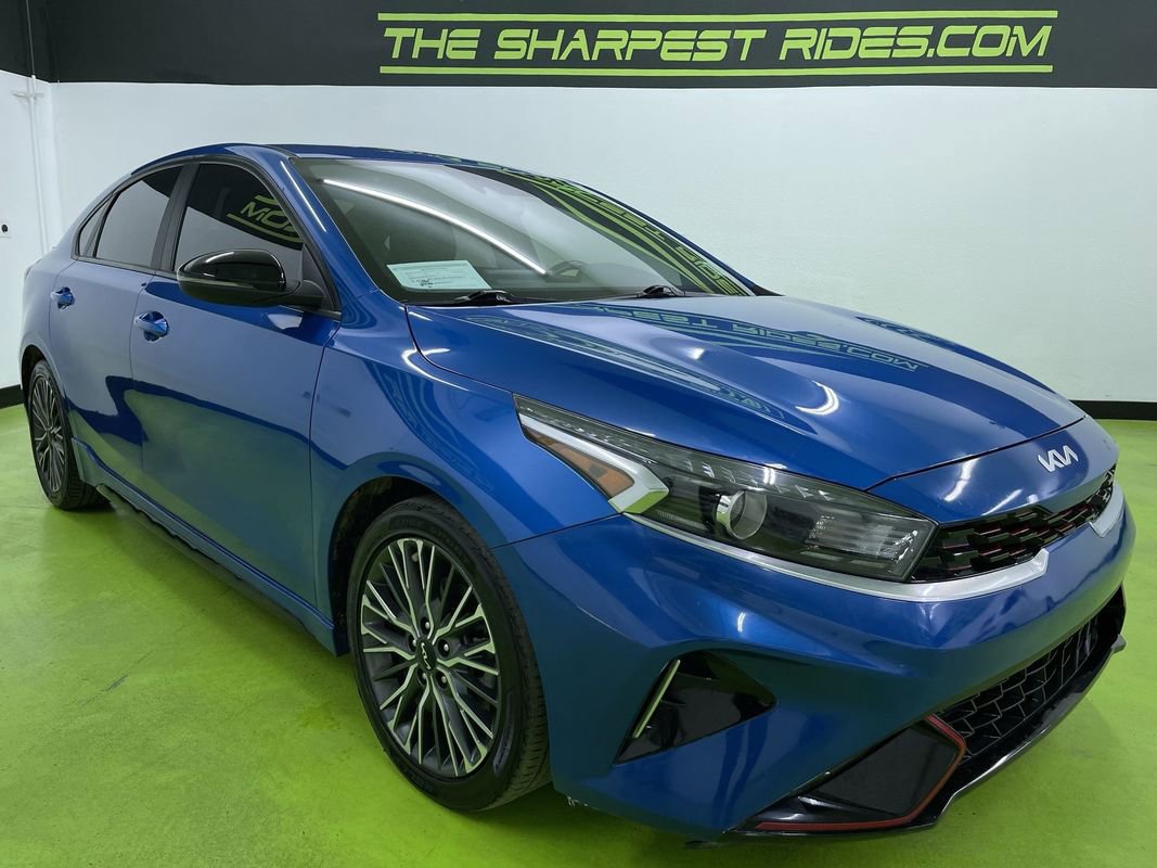 Used 2023 Kia Forte GT-Line image 2